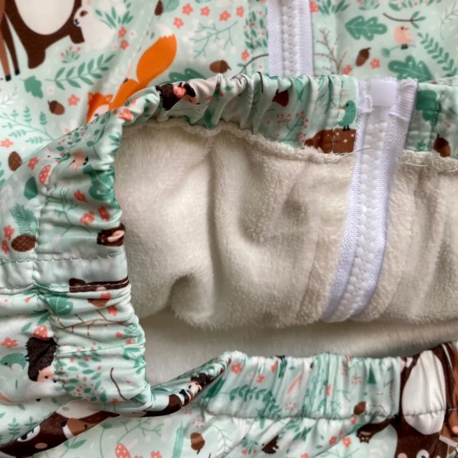 بارونی کلاهدار دخترونه