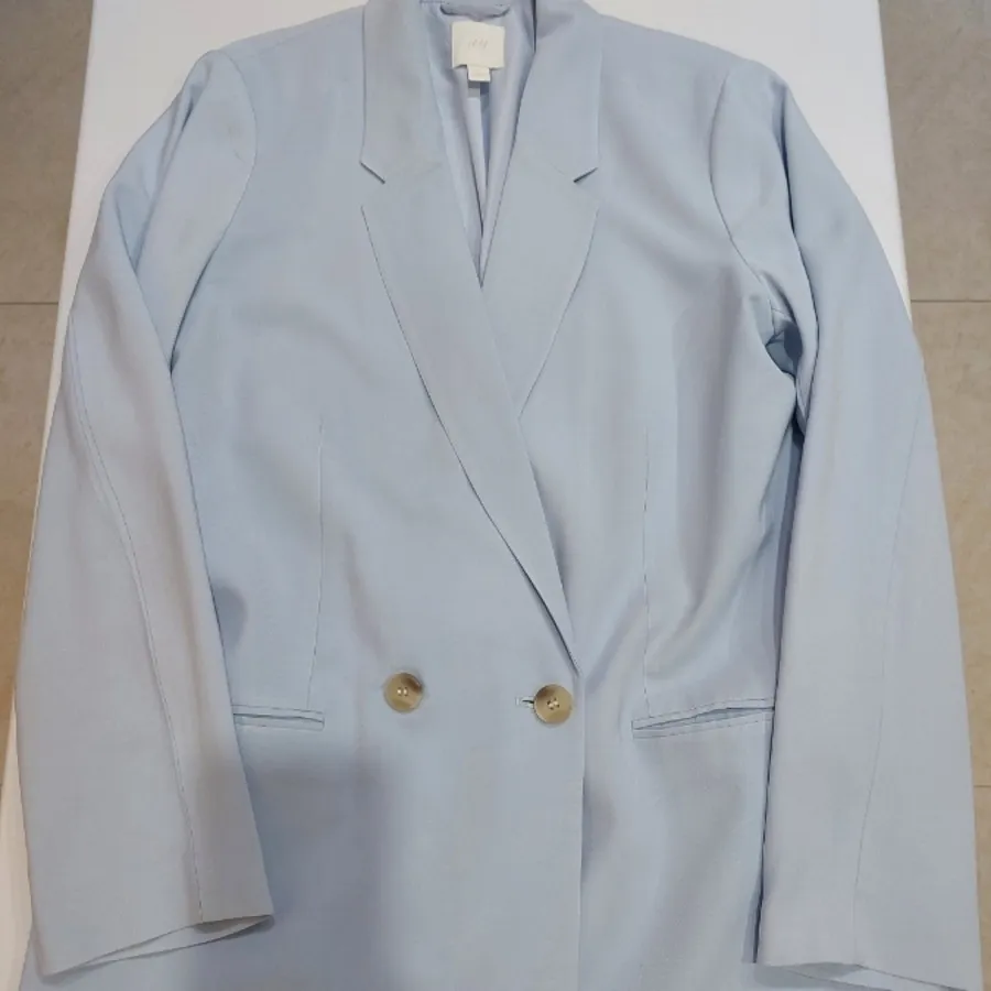 کت برند H&M در حد نو