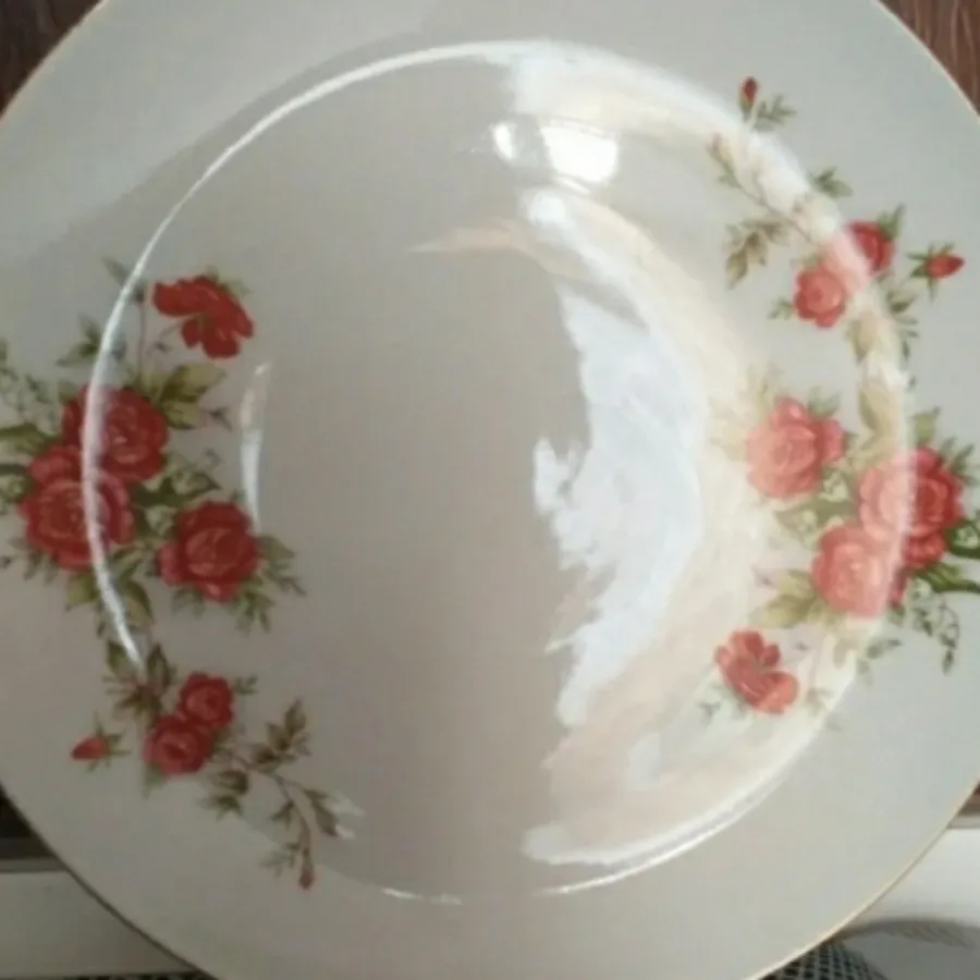 دیوار کوب گل قرمز قدیمی