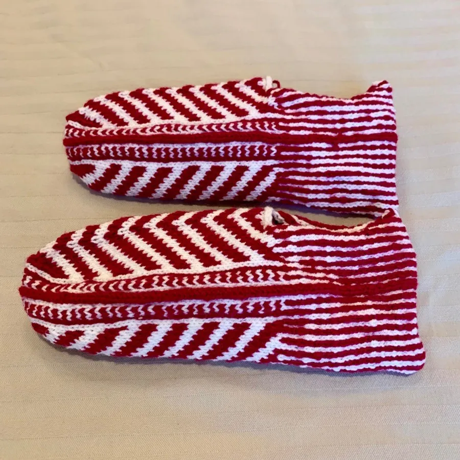 پاپوش دست دوز زنانه