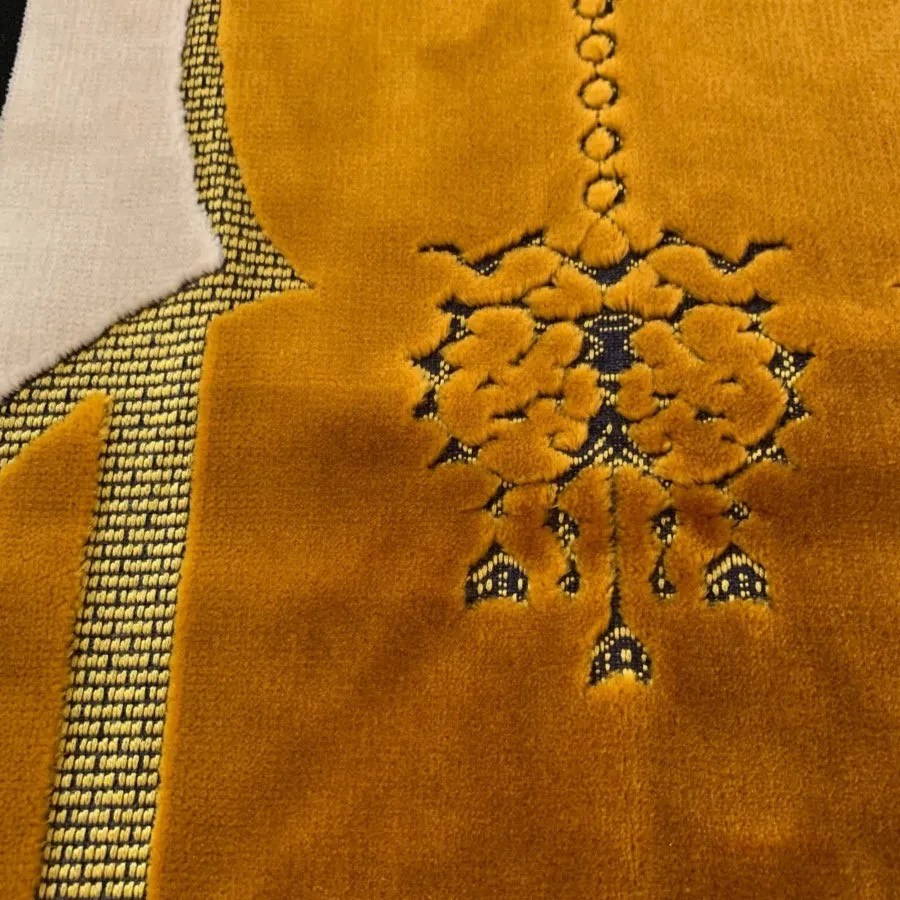 سجاده جانماز مخمل خردلی