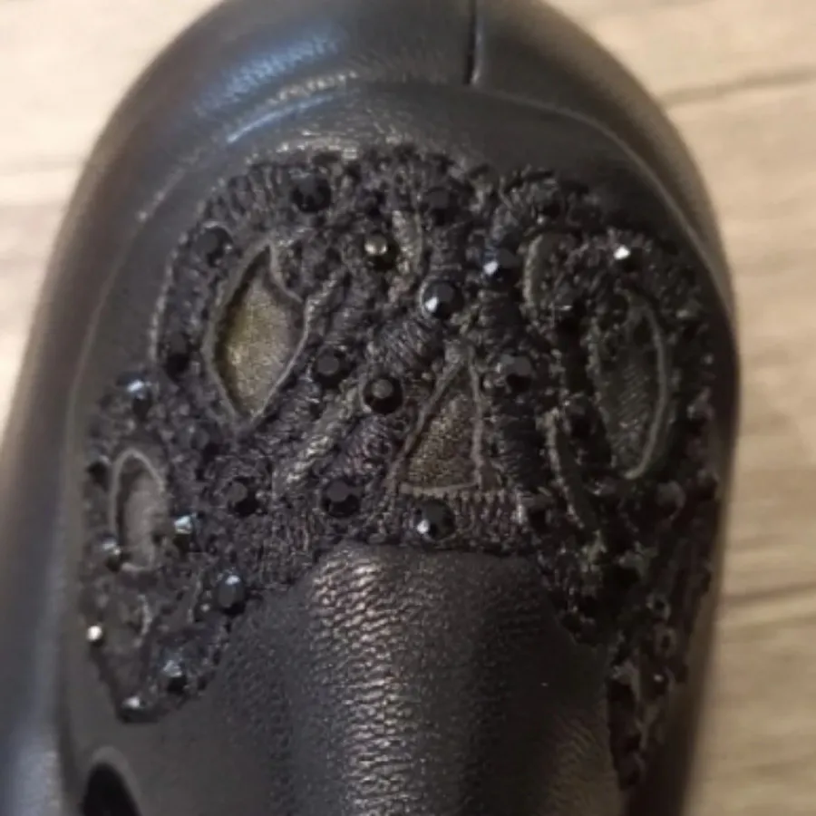 کفش مشکی پاشنه بلند