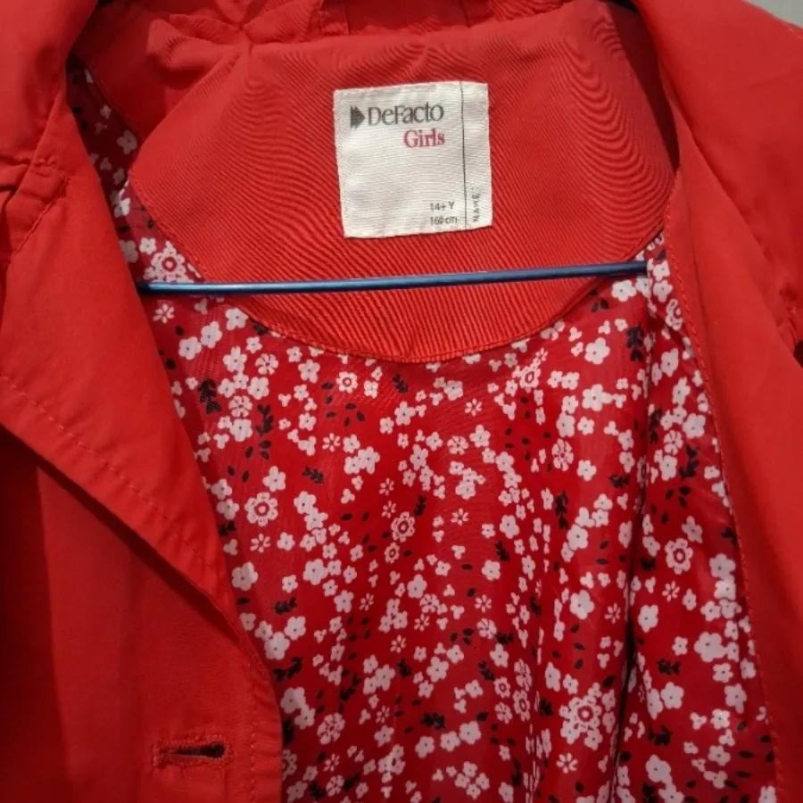 بارانی قرمز برند دفکتو