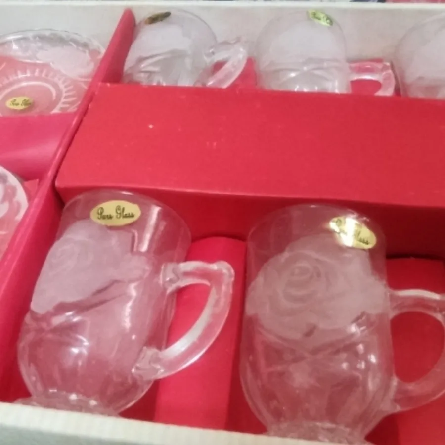 فنجان و نعلبکی