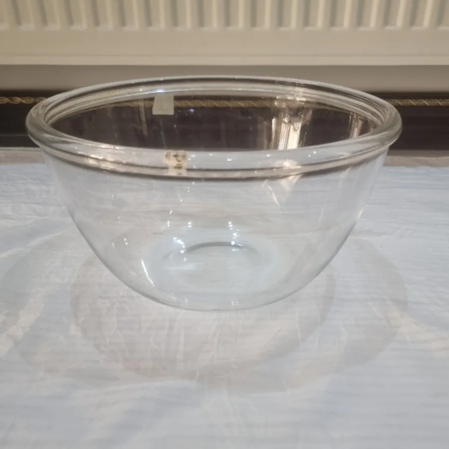 کاسه خیلی بزرگ