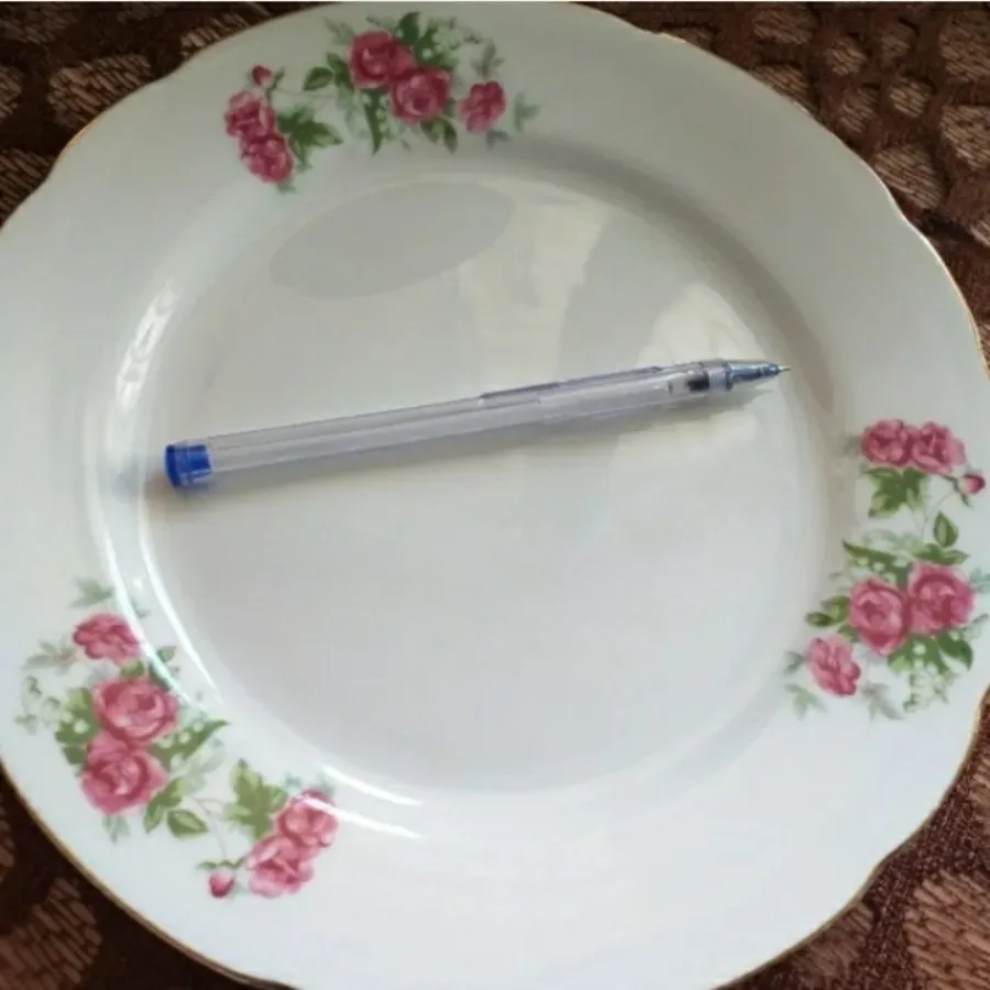 پلو خوری گل قرمز