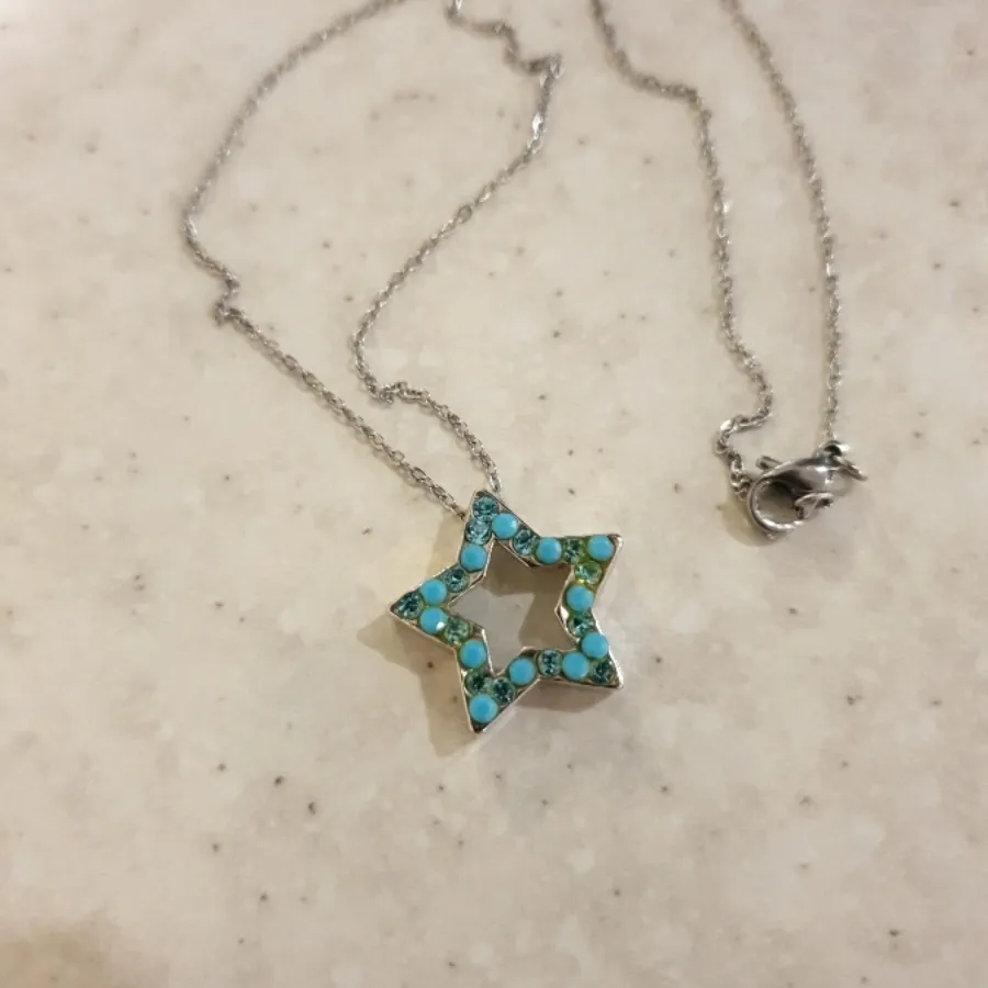 گردنبند برند اچ اند ام