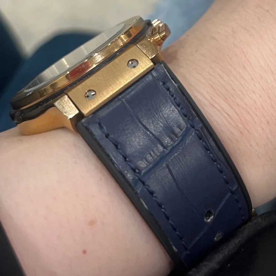 ساعت هابلوت نو بند چرمی