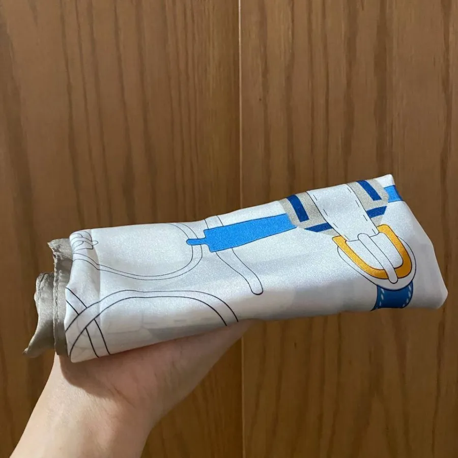 مینی اسکارف