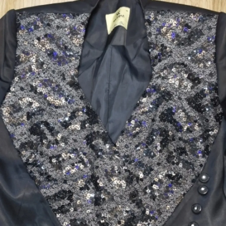 کت و دامن کاملا نو