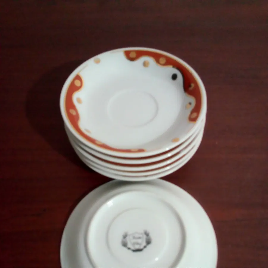 نعلبکی قدیمی