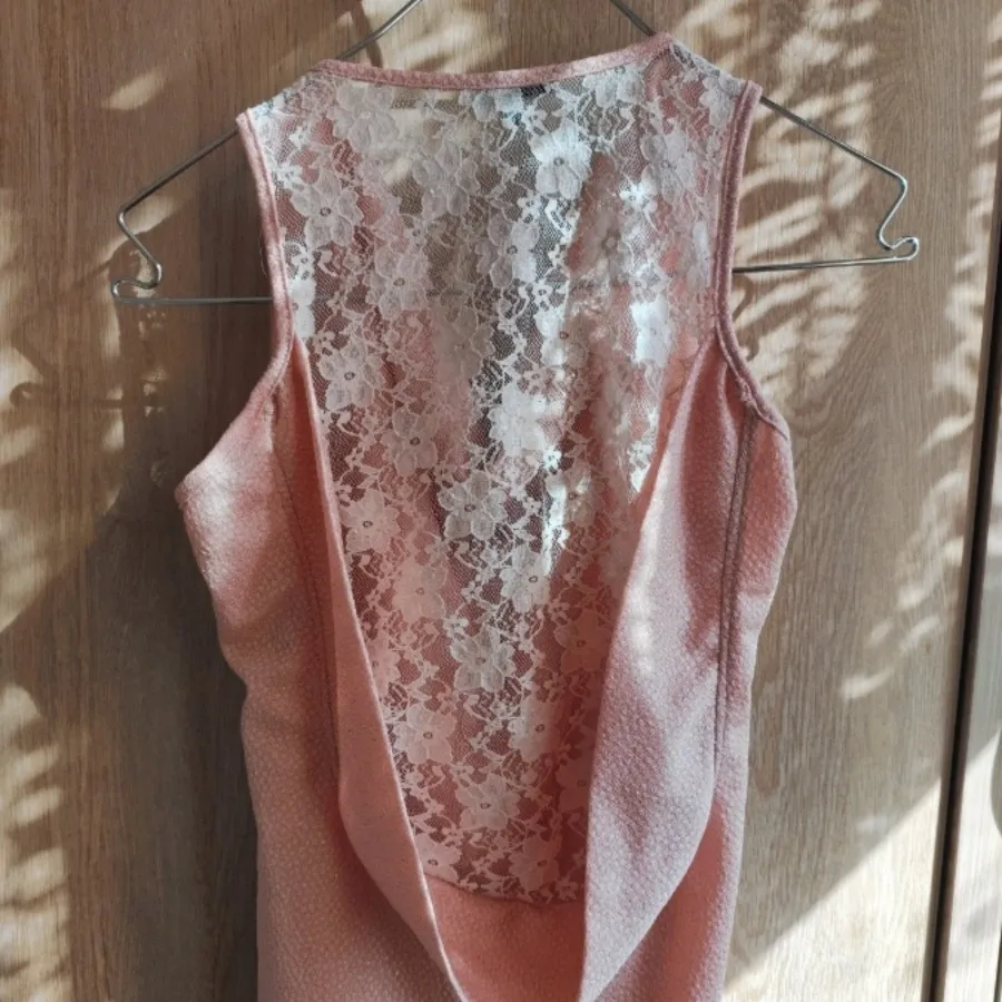 تاپ مجلسی زنانه پشت توری