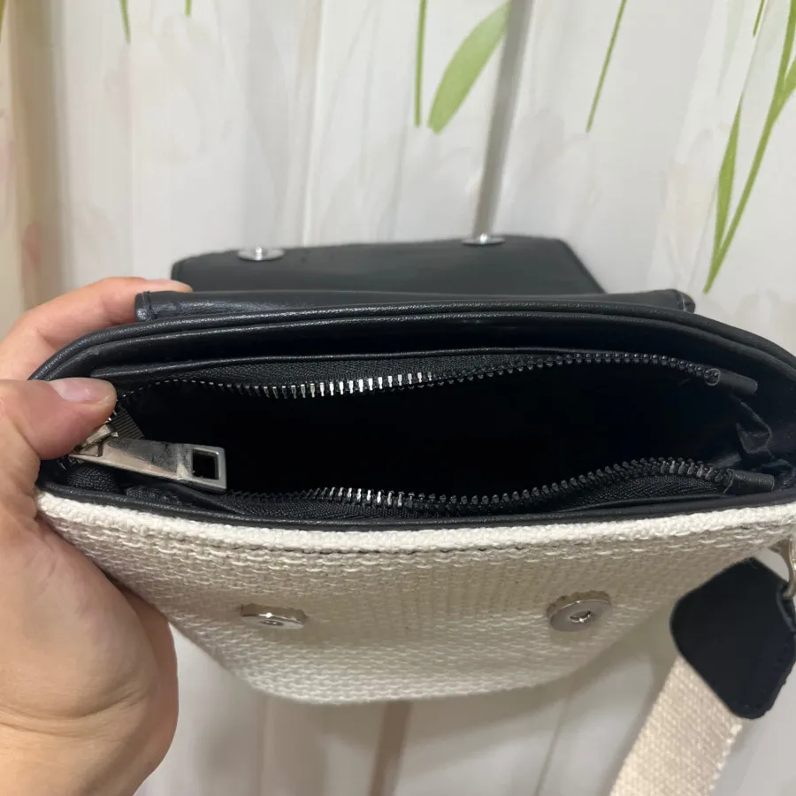 کیف زنانه کنفی