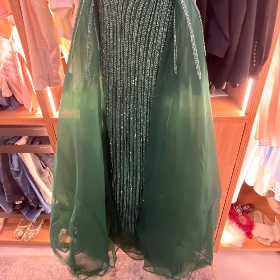 پیراهن مجلسی سبز