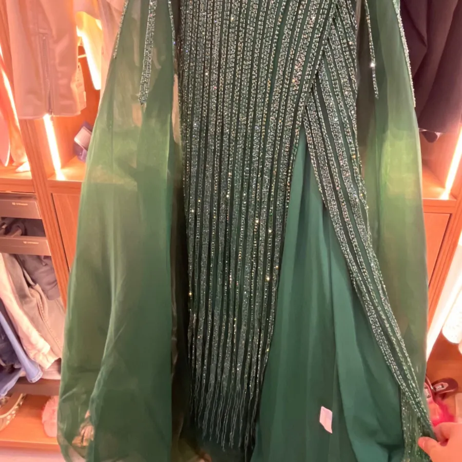 پیراهن مجلسی سبز