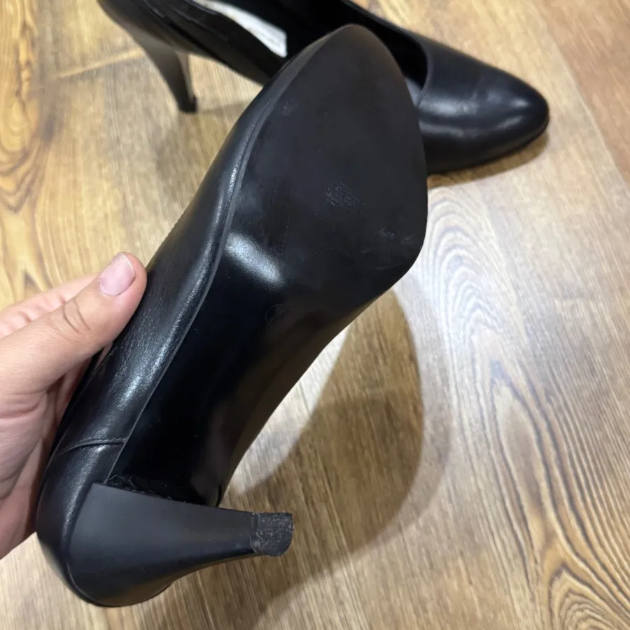 کفش چرم نفیس