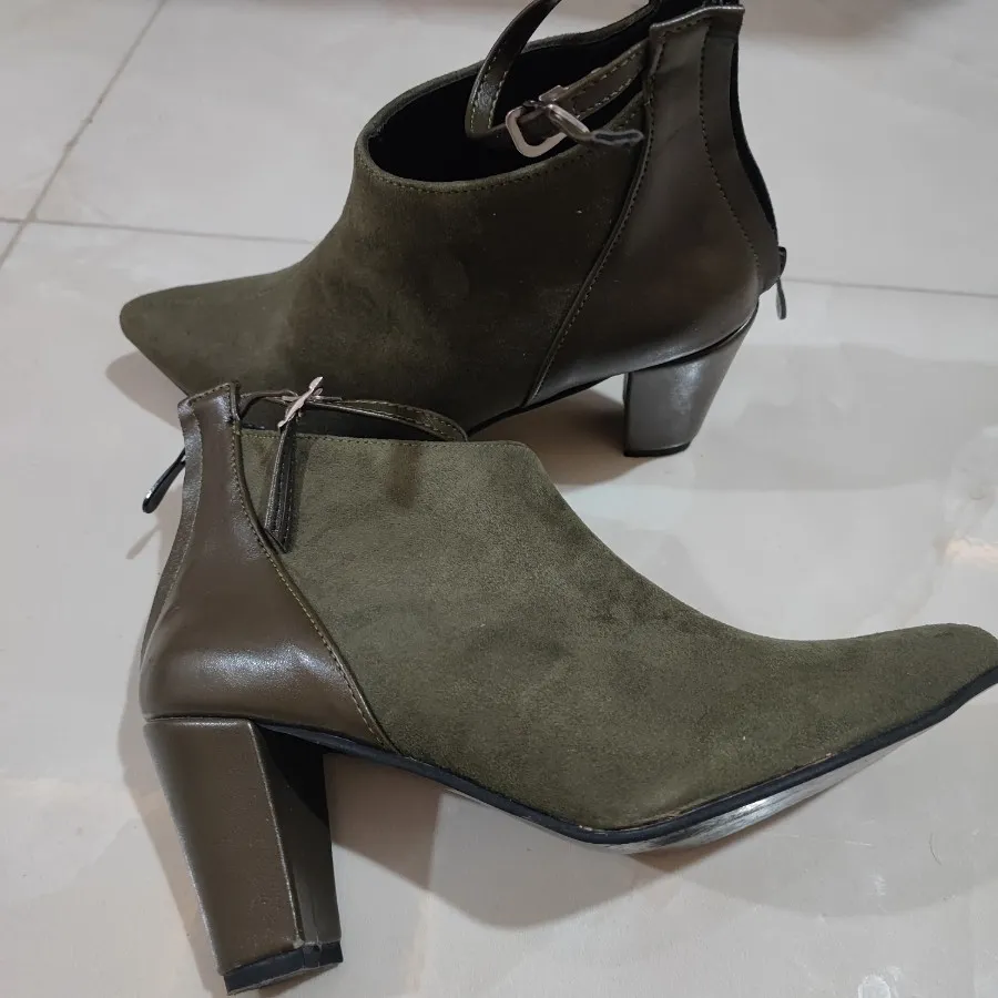 نیم بوت شیک