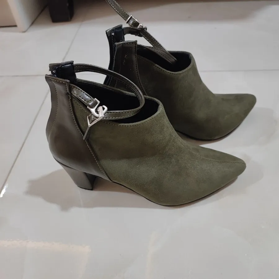 نیم بوت شیک