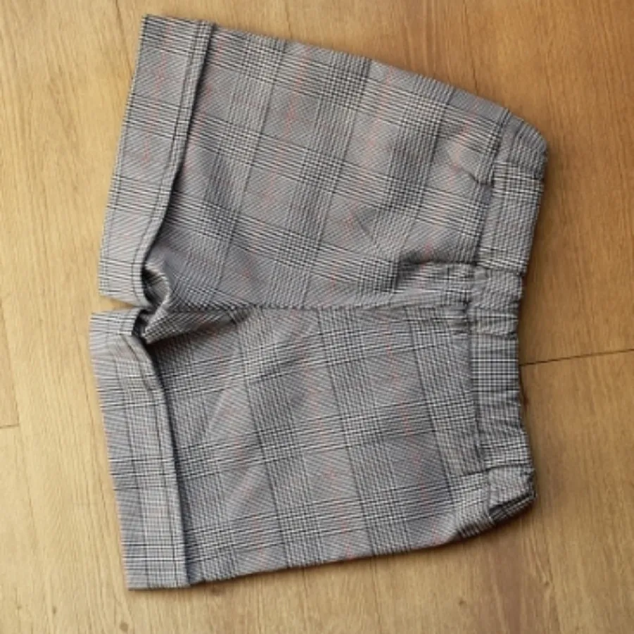 شورتک پاییزه