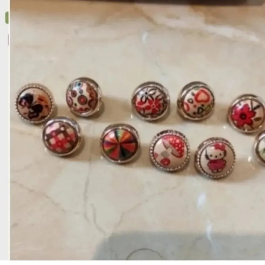 دکمه لباس کودک