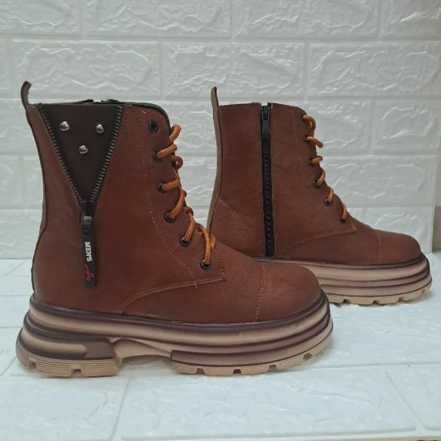 نیم بوت عسلی