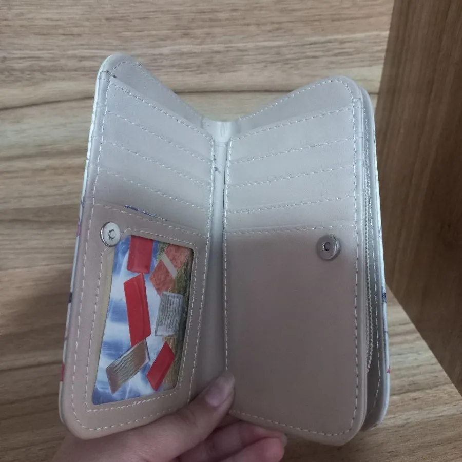 کیف پول دخترانه