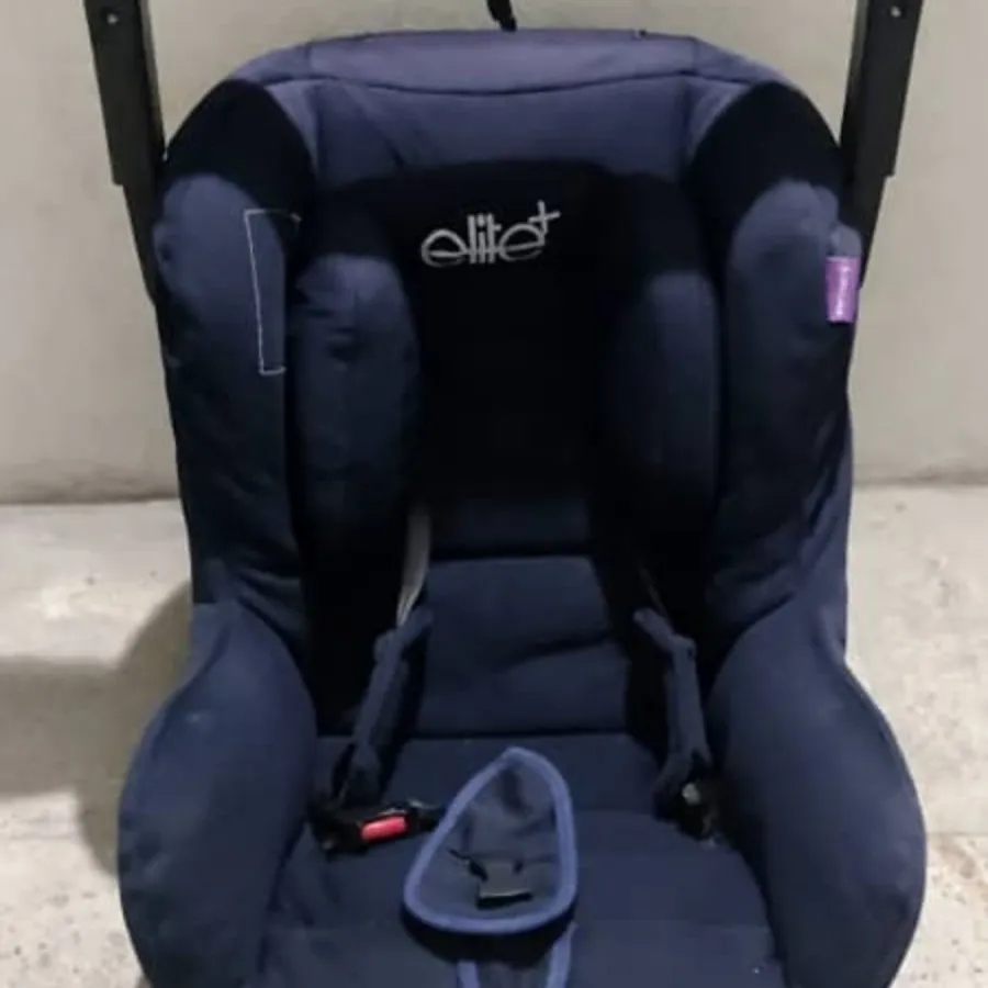 صندلی ماشین کودک کارسیت