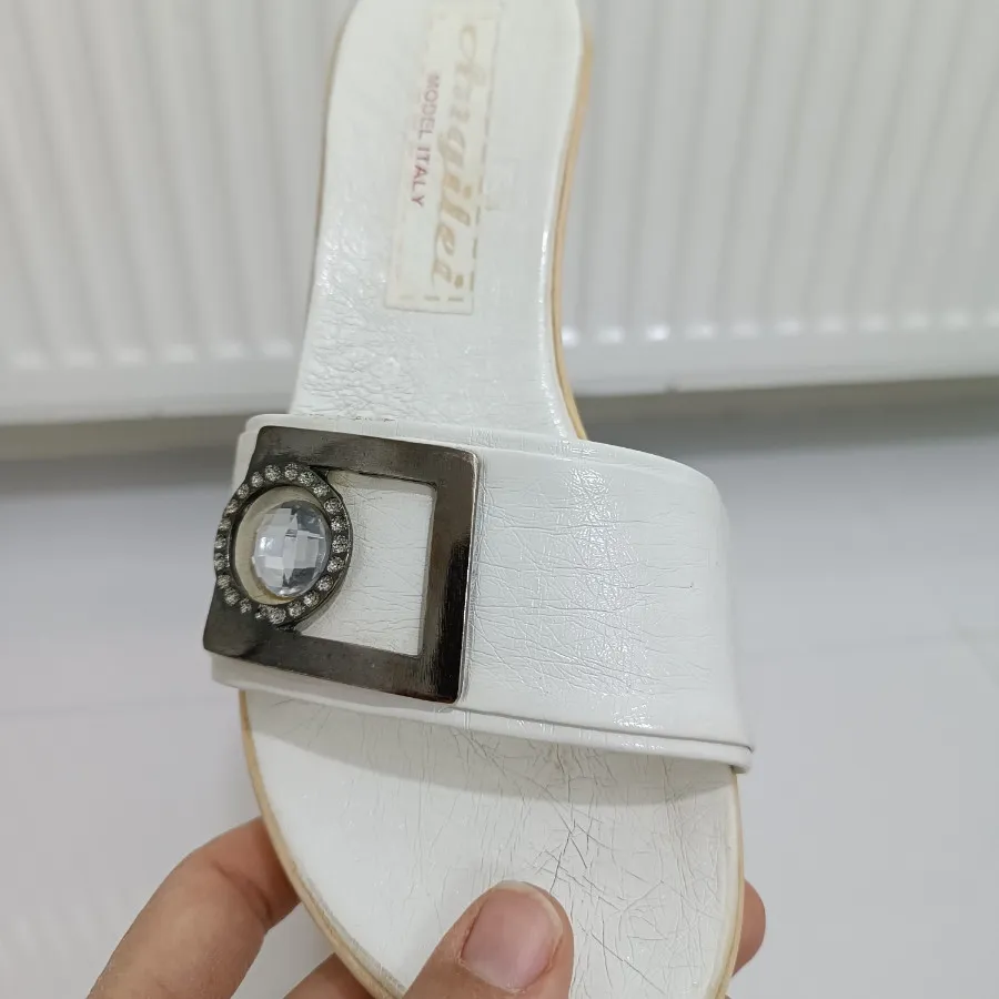 دمپایی زنانه