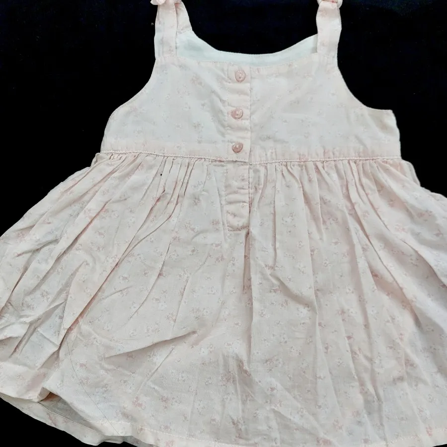 پیراهن دخترانه