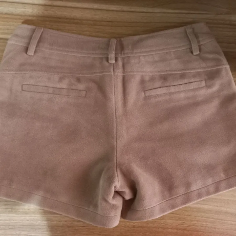 شلوارک زنانه