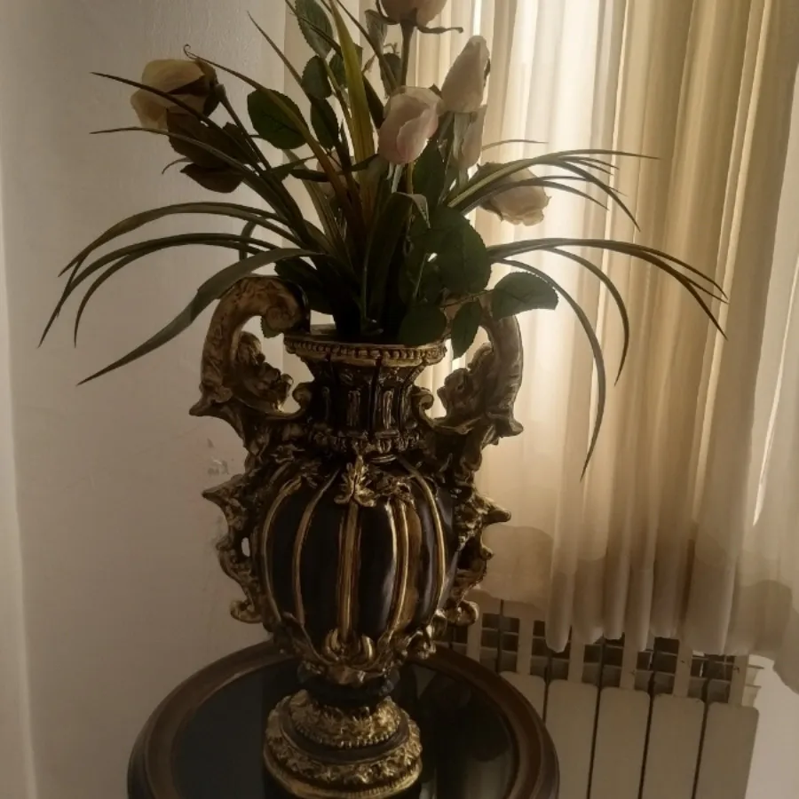 یک جفت گلدان