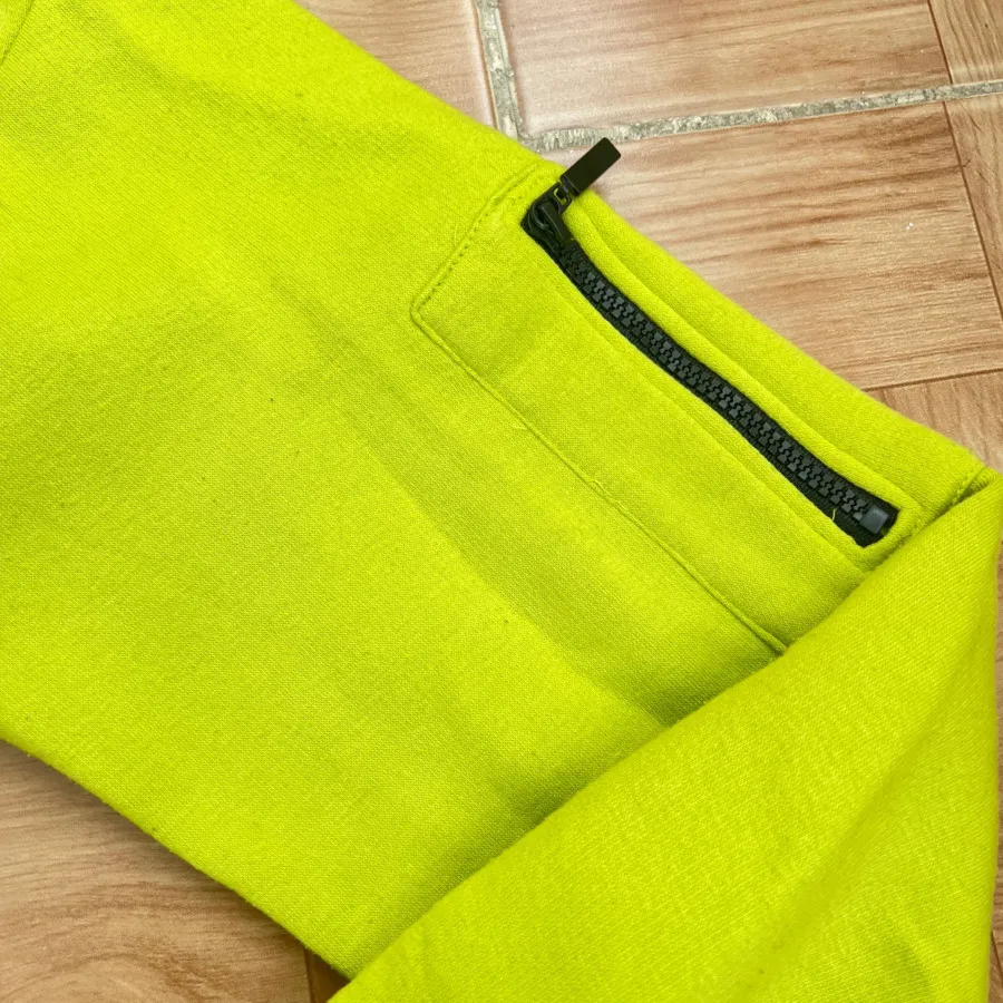 هودی نیم زیپ