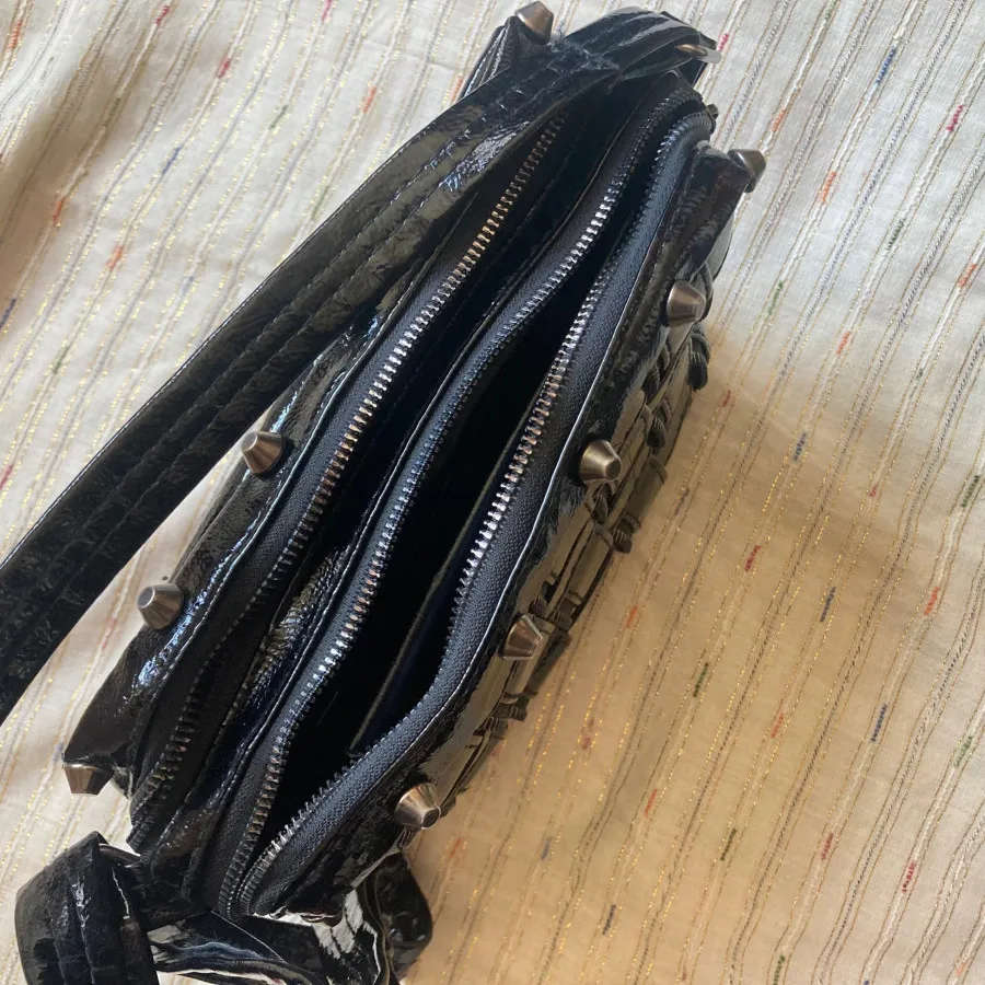 کیف ورنی بسیار سبک