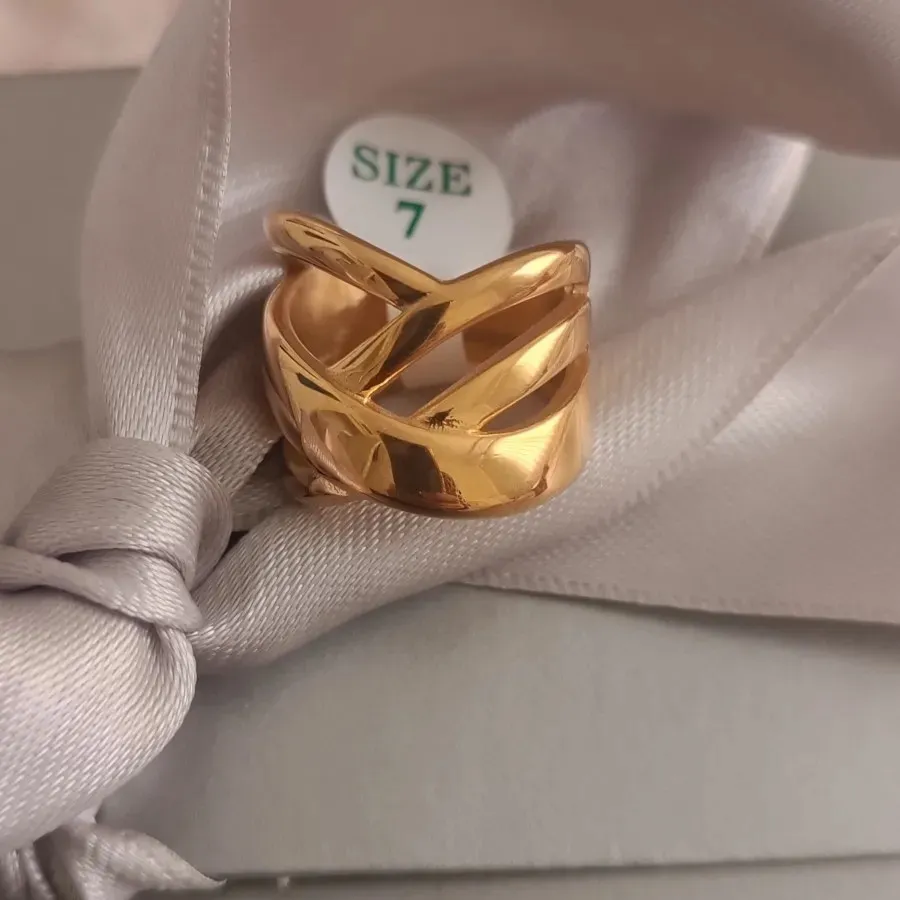 انگشتر های کپی طلا کد100