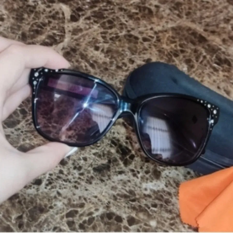 عینک آفتابی