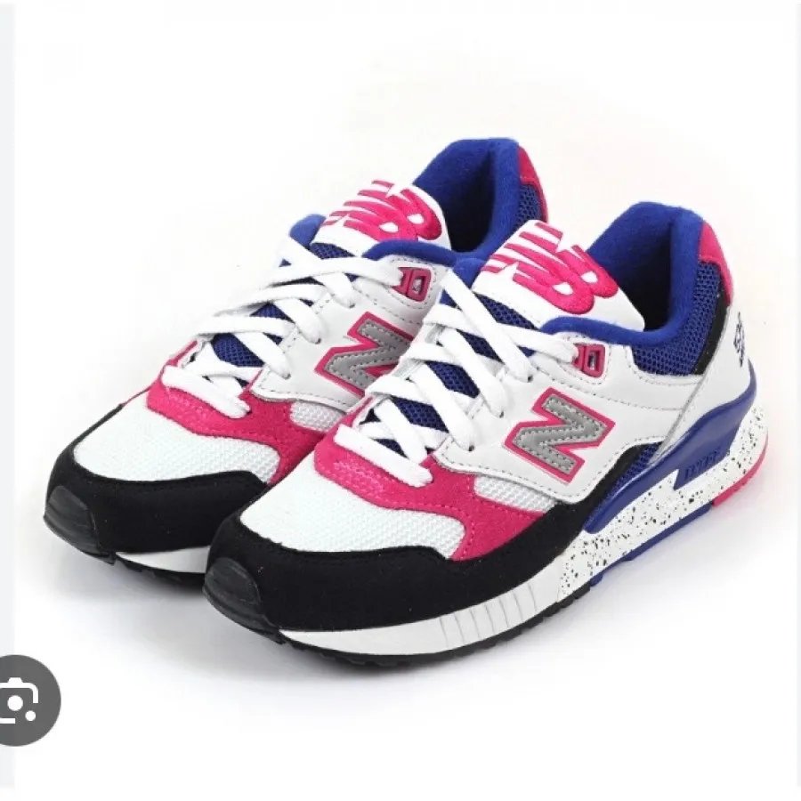 کتونی نیوبالانس530