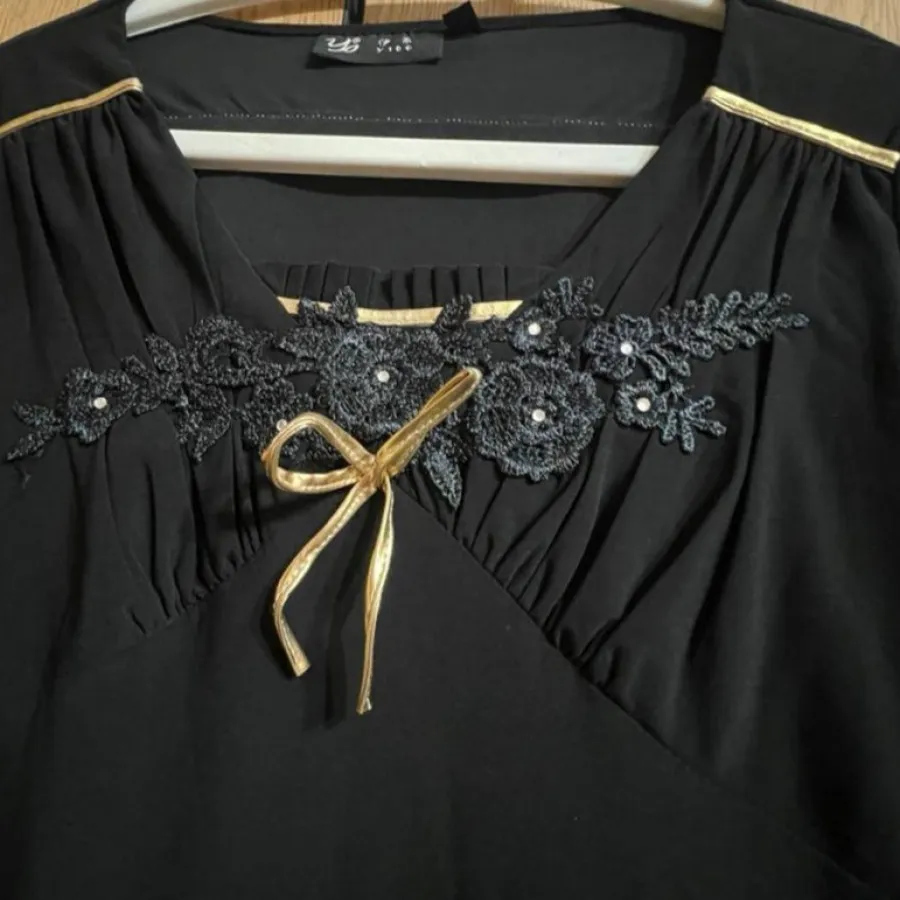 بلوز طرحدار ریون2504064