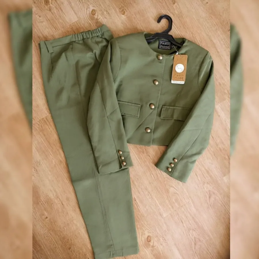 کت و شلوار زنانه