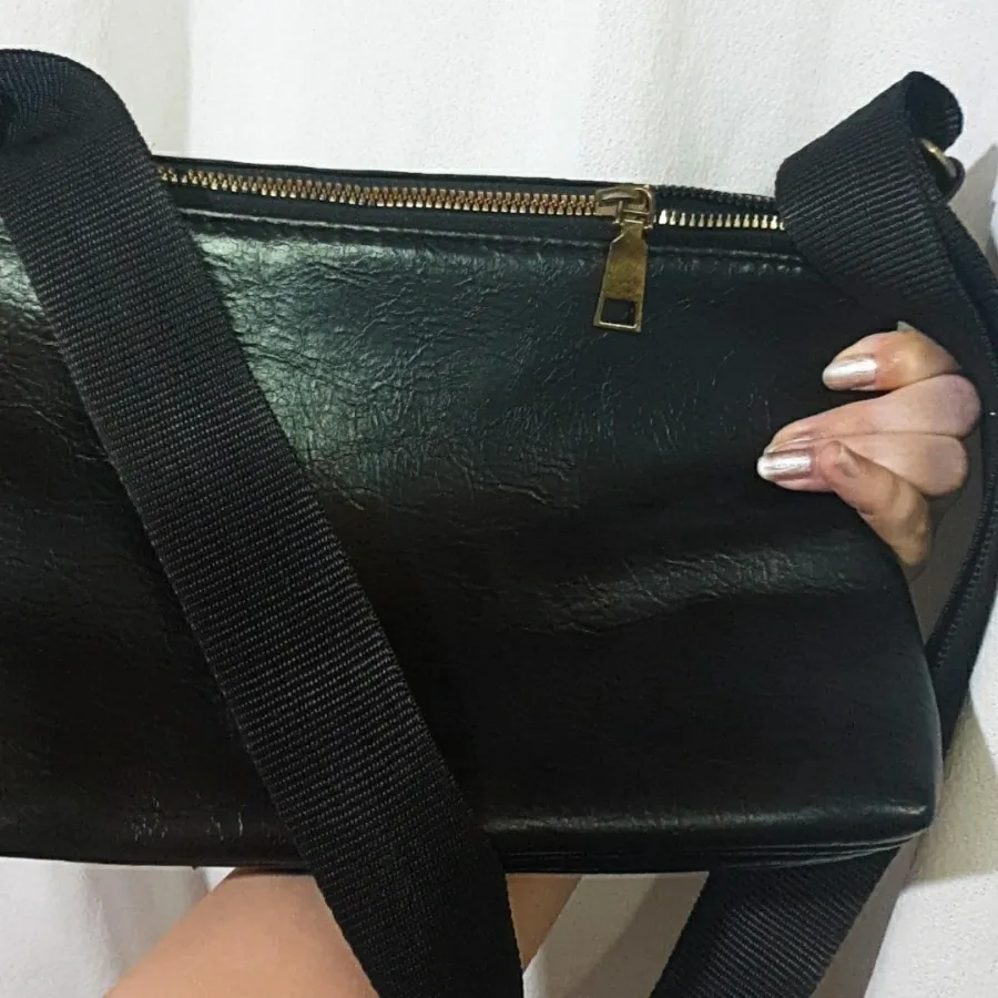 کیف چرم براق زنانه جادار