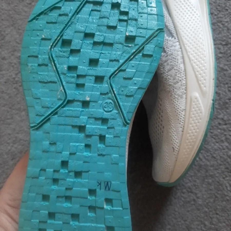 کفش جورابی بندی