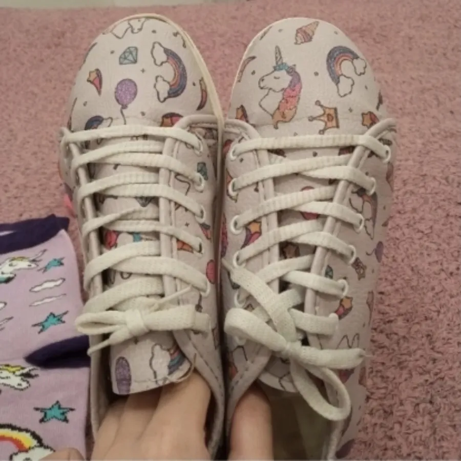 کفش و جوراب