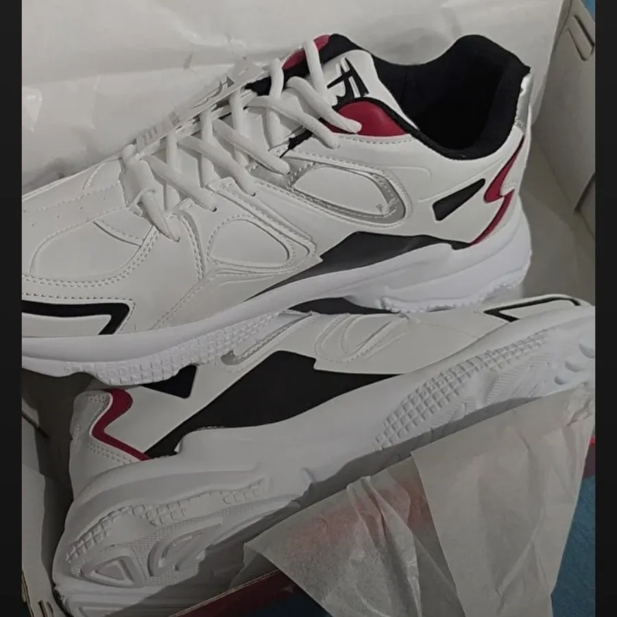 کتونی زنانه و مردانه