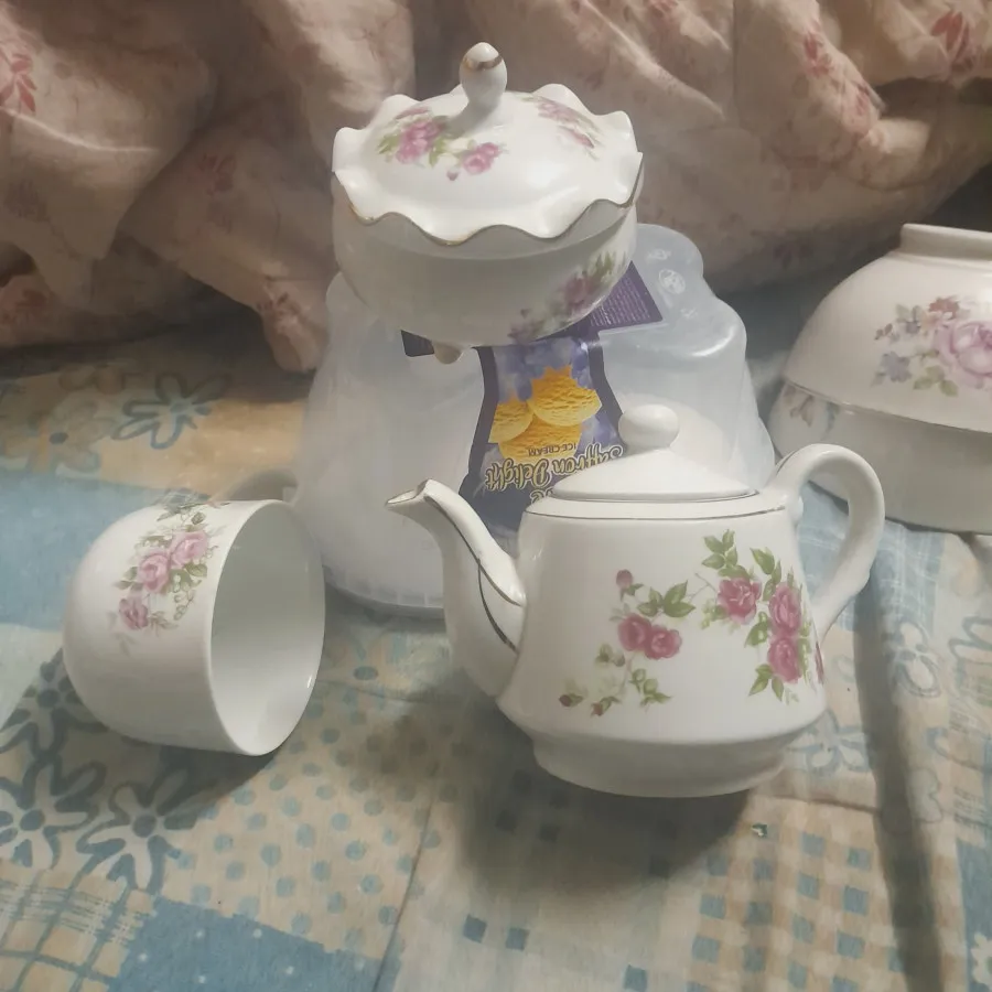 ظروف آشپزخانه