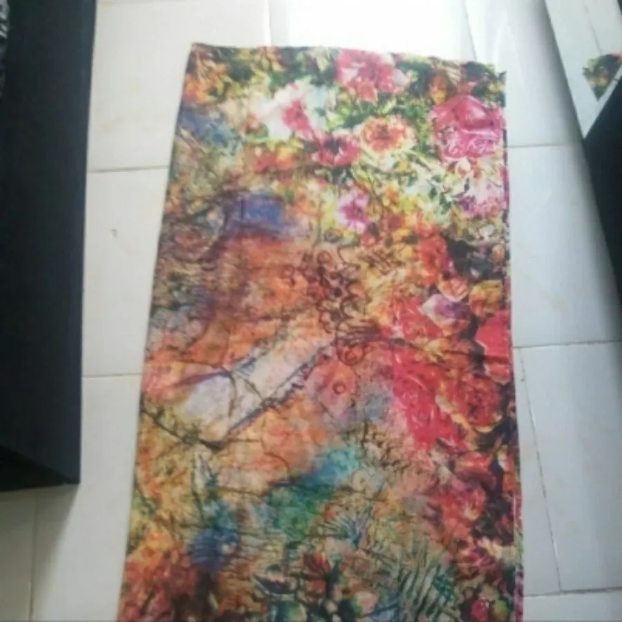 روسری حریر نخ