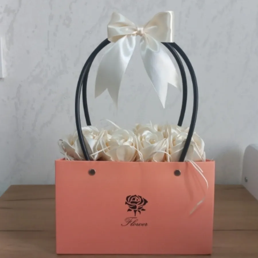 باکس گل روبانی رز جاویدان