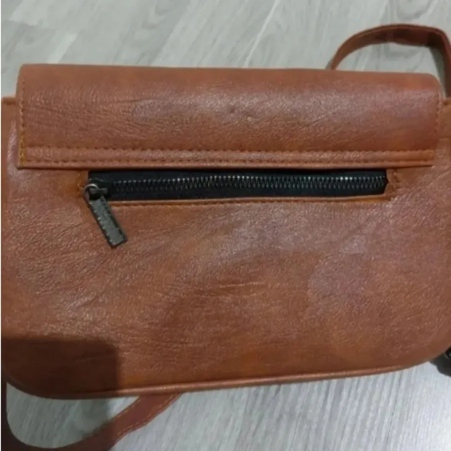 کیف برند fendi