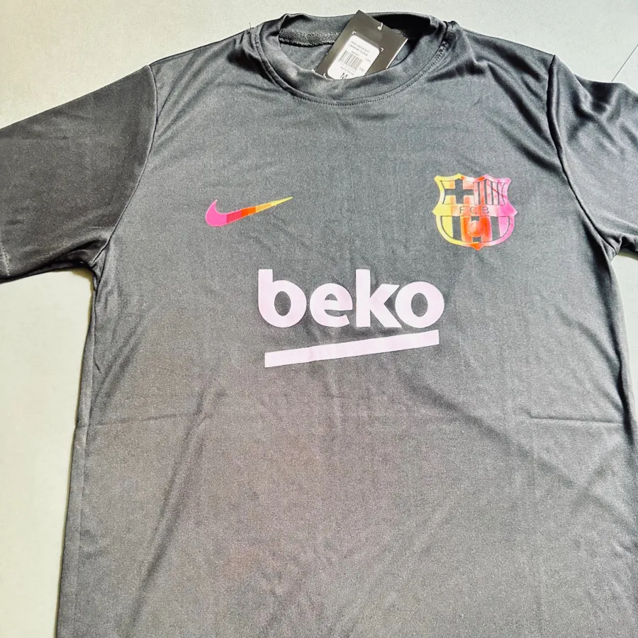 تیشرت فوتبالی