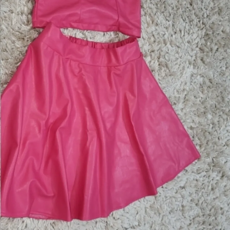 ست کراپ دامن چرم