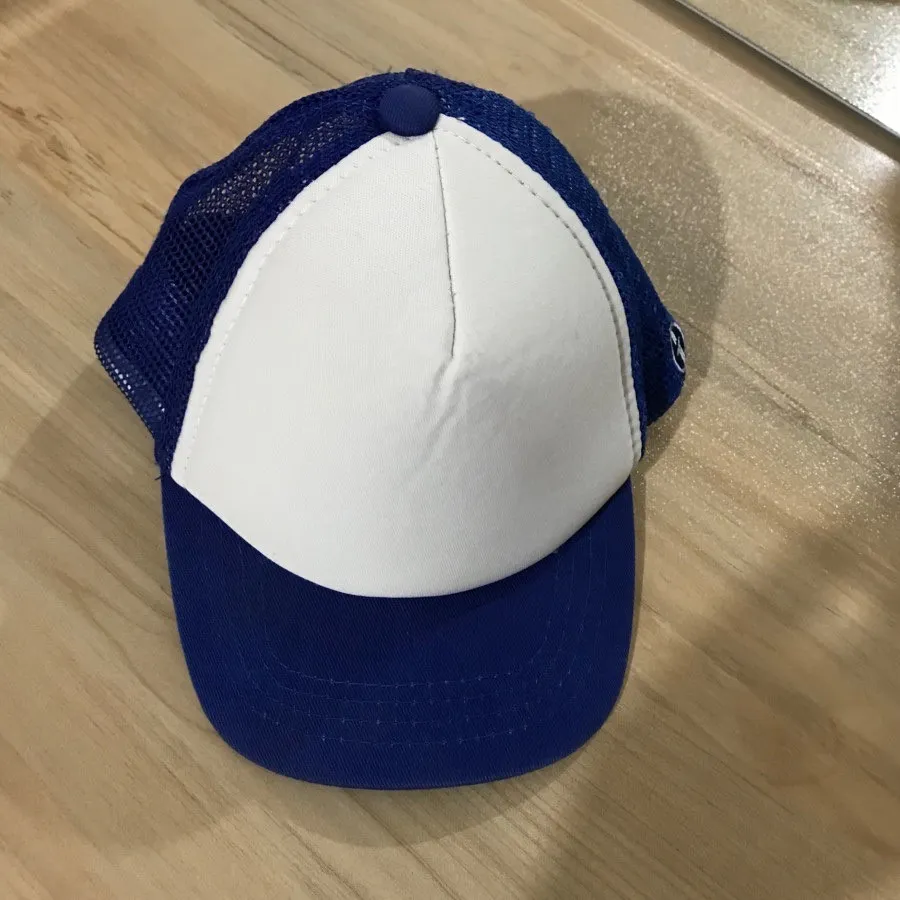 کلاه لبه دار