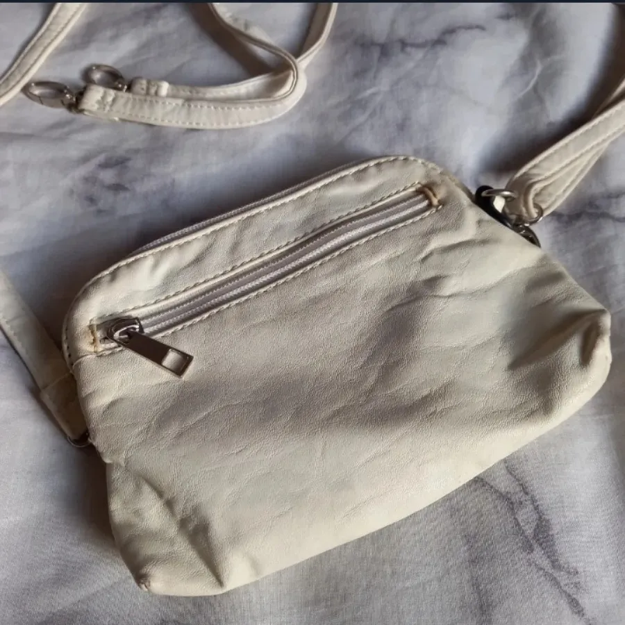 کیف سفید مجلسی